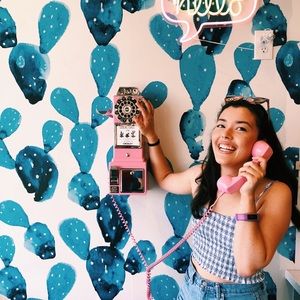 Meet your Posher, Mara